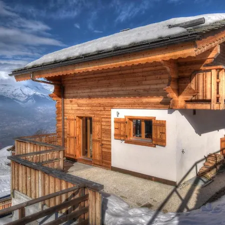 Swiss Alps Village Sarl Domek alpejski *